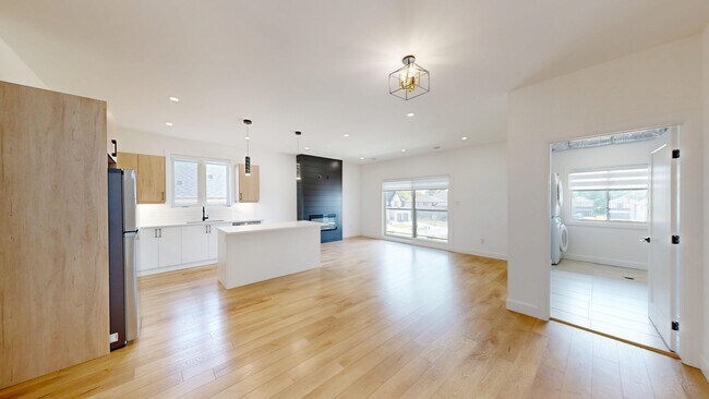 Photo - For Lease – Modern 3 Bedroom, 2 Bathroom Upper Unit Unit A ( Upper )