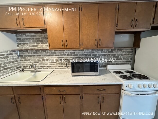 Photo - 1909 Ferndale Rd NW Unit 14