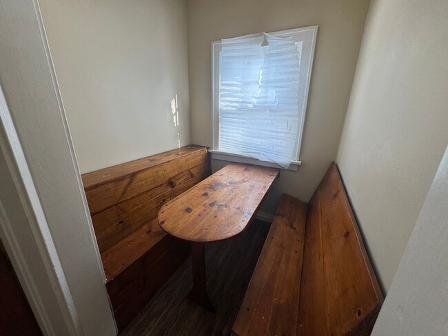 Photo - 1211 Sheridan-