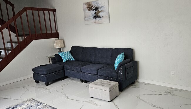 Photo - 5542 Malt Dr