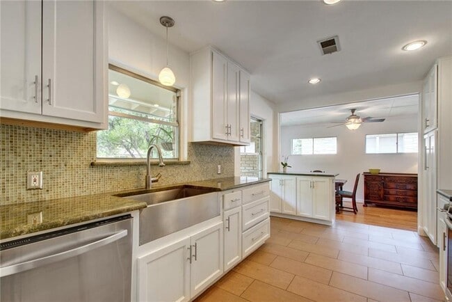 Photo - 7611 Tisdale Dr