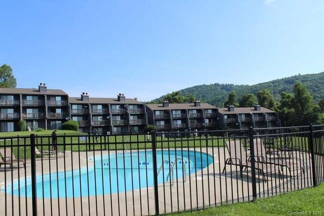 Photo - 2881 White Oak Mountain Rd Unit C4