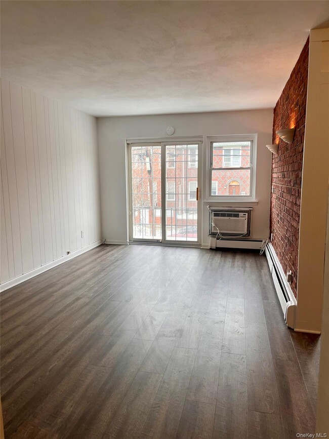 Photo - 25-59-59 46th St Unit 2