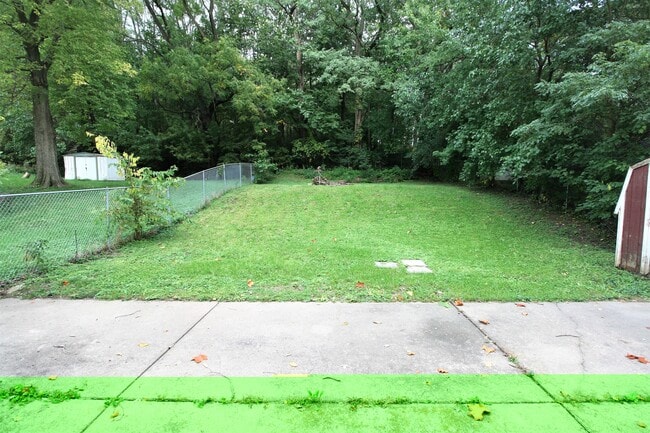 Photo - 445 Waverly Rd