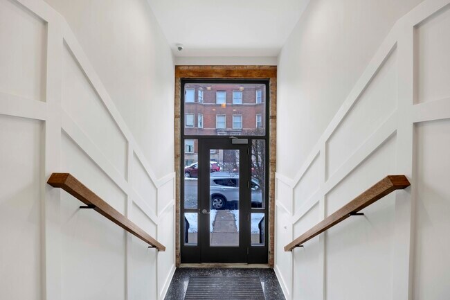 Photo - 120 E 57th St Unidad 3E