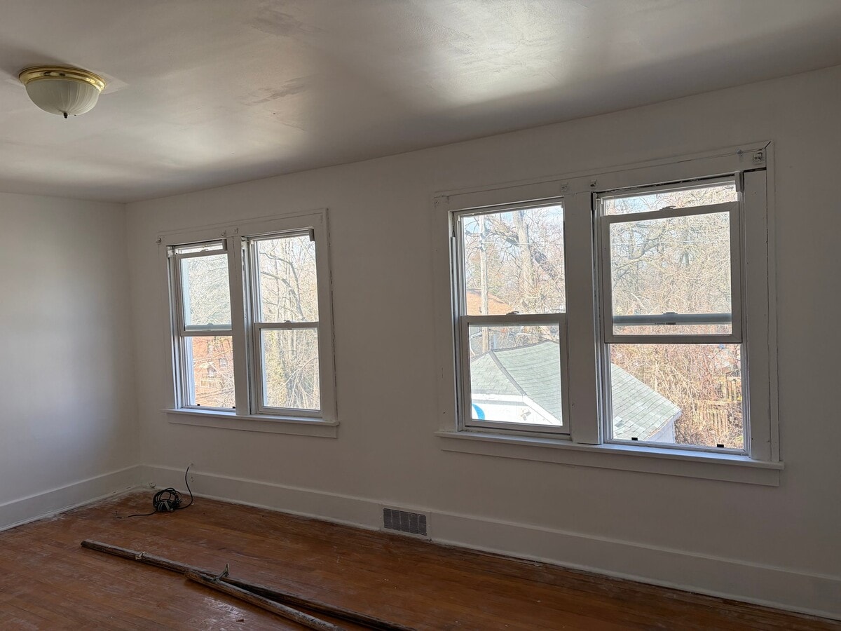 Photo - 1056 Berwick Blvd