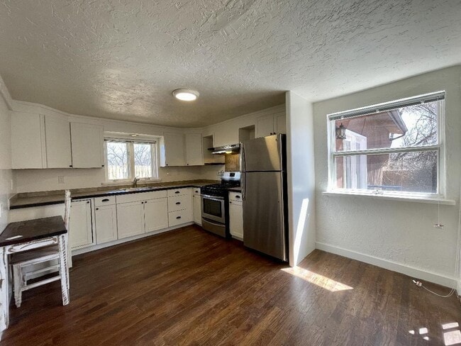Photo - 1506 W Alameda St Unit B