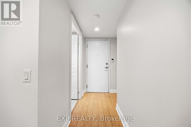 Photo - 10 Northtown Way Unit 2806