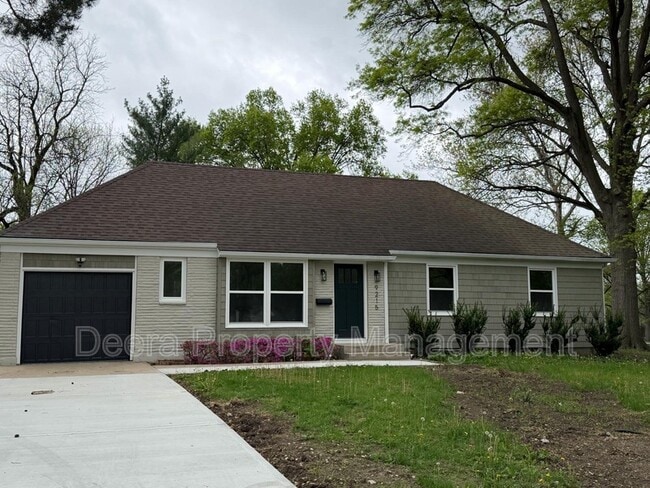 Building Photo - 9215 W 98th Terrace