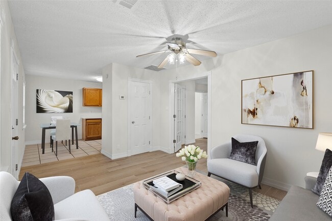 Building Photo - 234 Cortlandt St