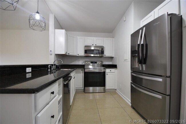 Photo - 514 Woodgate Cir