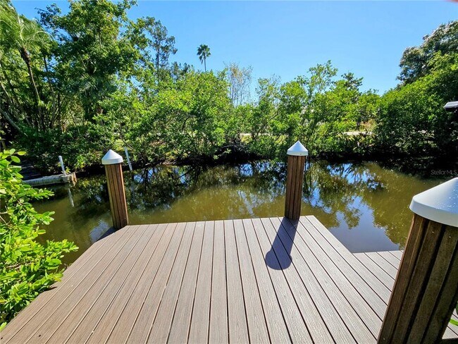 Photo - 2408 Nassau St