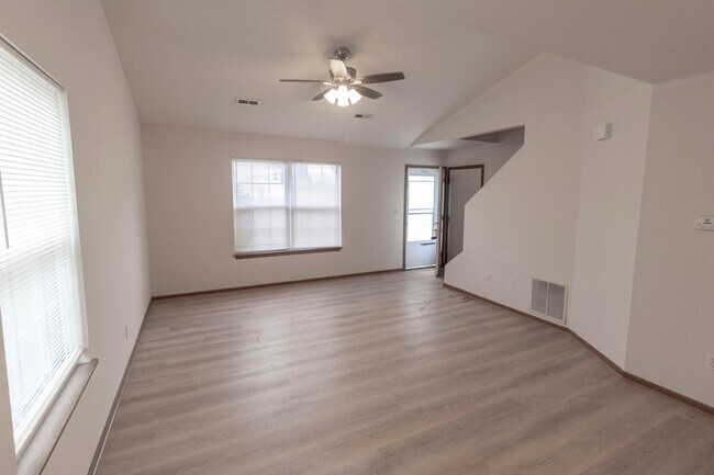 Photo - 1627 Bold Ruler Ct