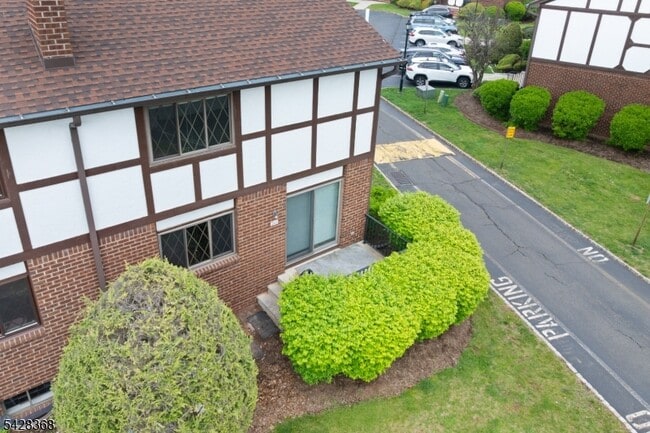 Photo - 260 Wildflower Ln