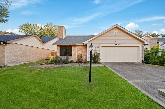 Building Photo - 12635 Ashford Chase Dr