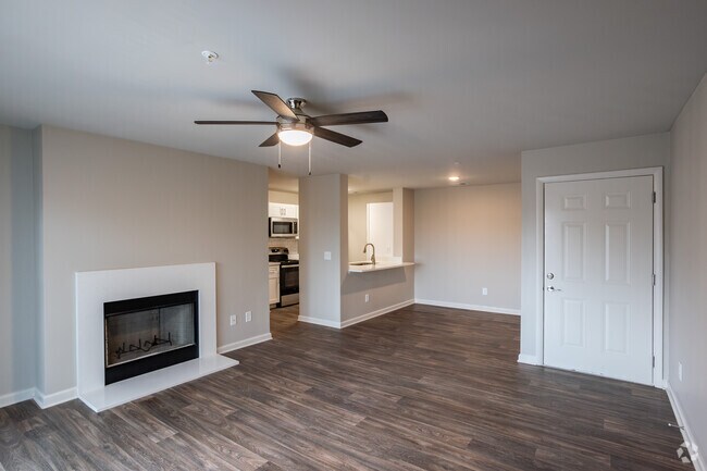 2BR, 2BA - 1,001SF - Living Room