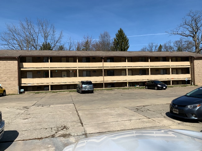 Building Photo - 1320 Bailey Rd Rental
