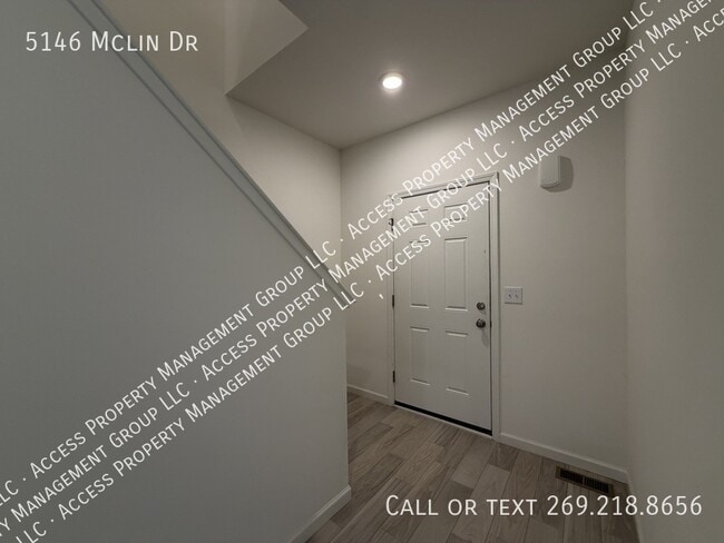 Photo - 5146 McLin Dr