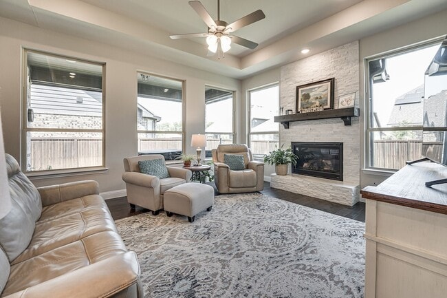 Photo - 1805 Shaila Dr