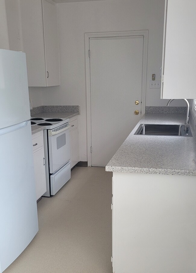 Photo - 526 W Hedges Ave Unit 526 W Hedges Ave