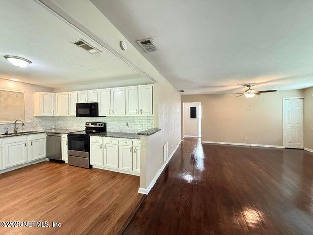 Photo - 8515 Maple St