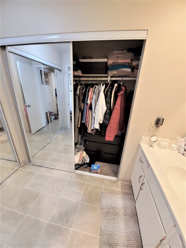 Photo - 8043 Caminito de Pizza Unidad C