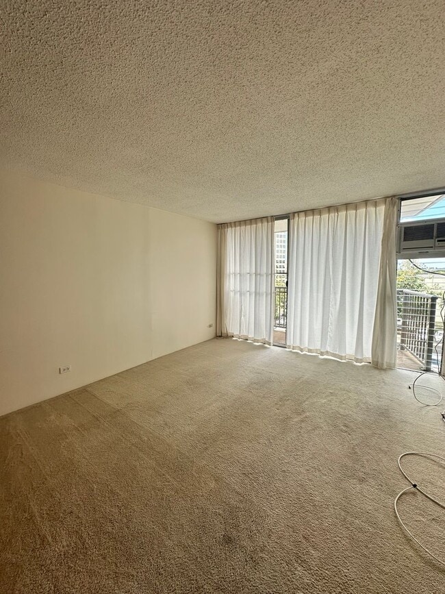 Photo - Conveniently Located   2 bedroom 1 bath 1 parking  with Utilities $2500