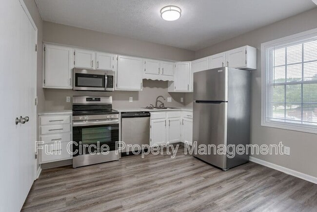 Building Photo - 2700 N 1st St