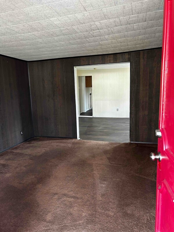 Photo - 385 Carver St