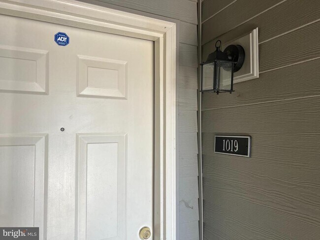 Photo - 1019 Ravens Crest Dr