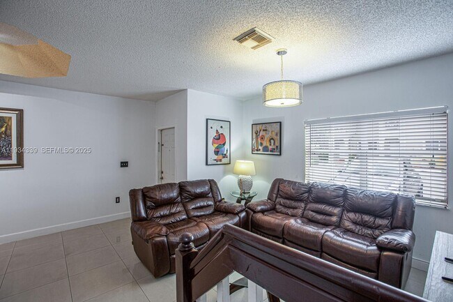 Photo - 16618 NW 73rd Ave