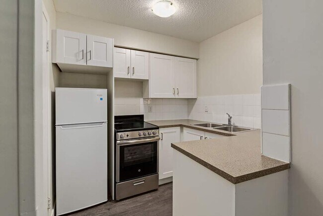 Photo - Lincoln House