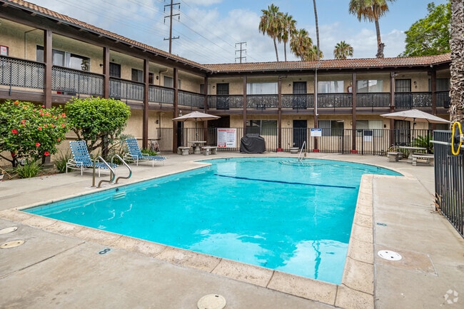 Glencrest Apartments