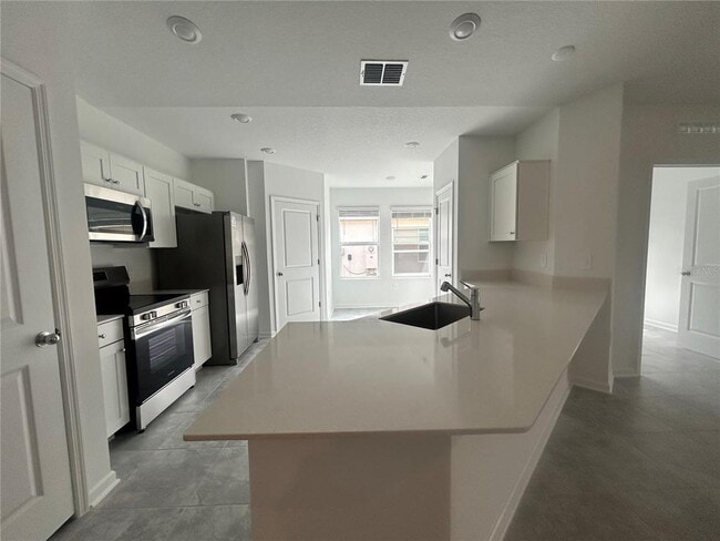 293 Lawson Ave