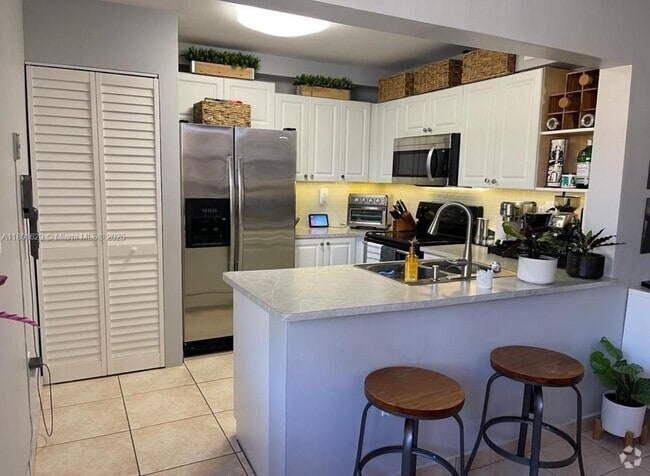 Building Photo - 341 W Park Dr Unit 203-15 Rental