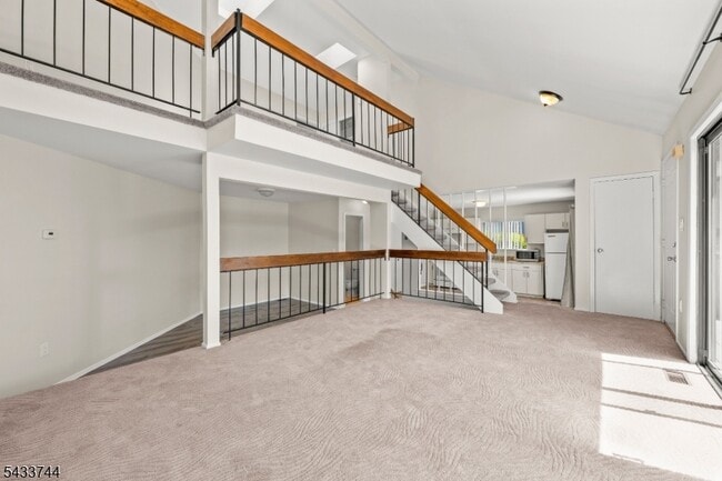 Photo - 30 Chestnut Ct