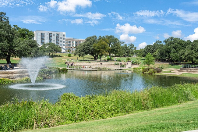 Photo - Korina at the Grove