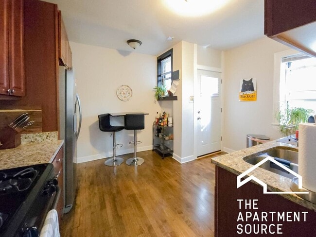 Photo - 1827 W Winona St Unit 2