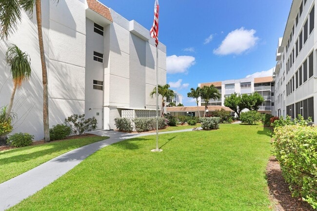Photo - 1516 S Lakeside Dr Unit 103