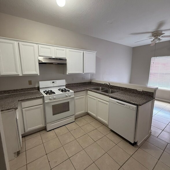 Photo - 19959 Sycamore Valley Dr