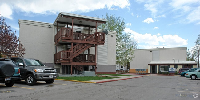 Mill Creek Apartments