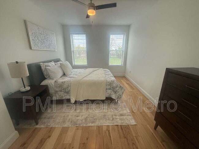 Photo - 1756 E North Ave