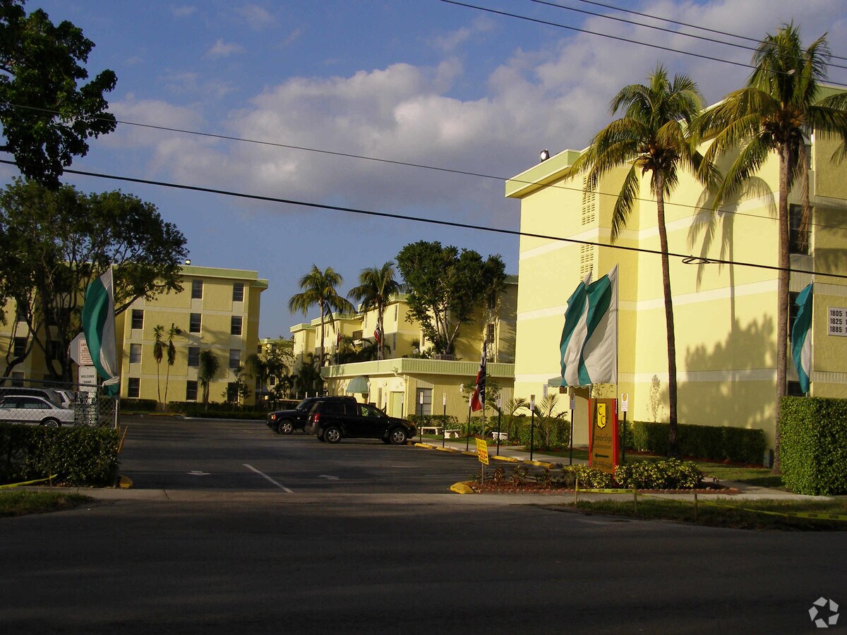 Photo - Cambridge House