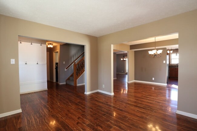 Photo - Beautiful 4 Bedroom Greenwood Home!
