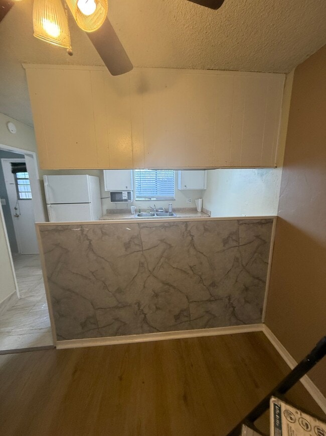 Photo - 4530 Vandever Ave