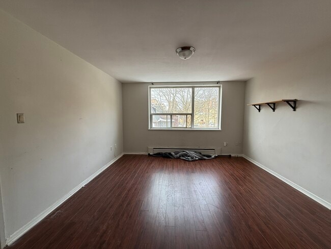 Photo - 140 Springhurst Ave Unit 34