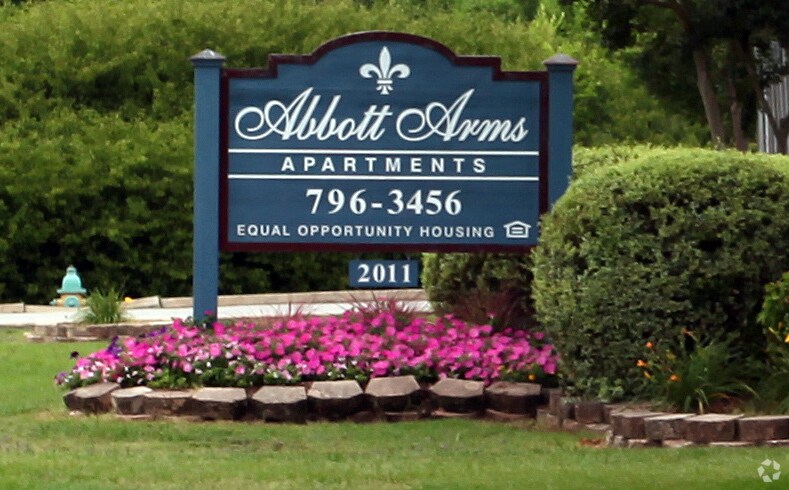 Photo - Abbott Arms Apartments