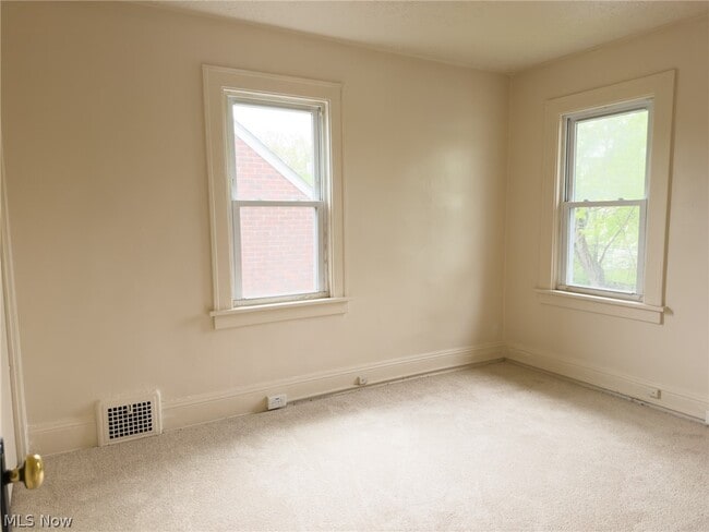 Photo - 3710 Sudbury Rd
