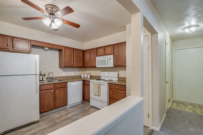 Sandstone Creek Apartments