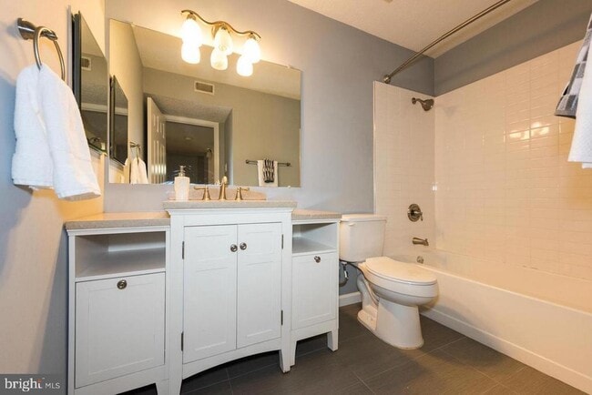 Photo - 1519 Lincoln Way Unit 301